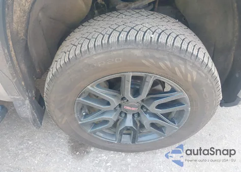 2023 GMC Sierra 1500 4Wd Short Box Elevation With 3Sb/4Wd Standard Box Elevation from USA, damaged, VIN 3GTUUCED6PG343839